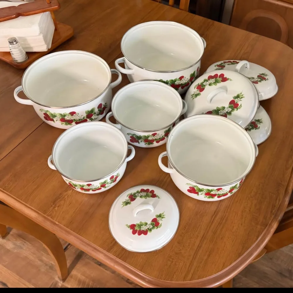 Vintage GMI Enameled Strawberry Cookware Pot Set of 5pc with Lids EUC USA Made